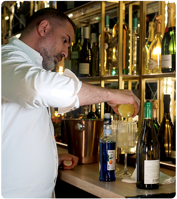 Le bar - Modern - restaurant Lagny-sur-Marne - bon restaurant CARNETIN